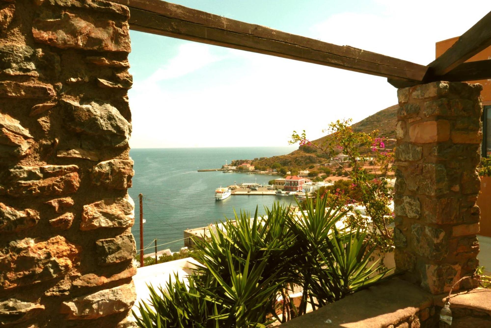 Elegeo Rockhouse Villa Agia Marina  Exterior photo