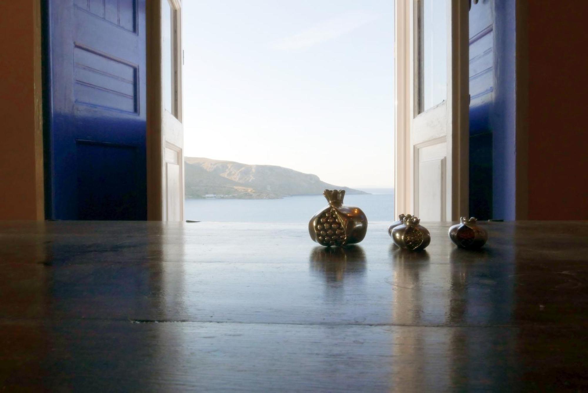 Elegeo Rockhouse Villa Agia Marina  Exterior photo